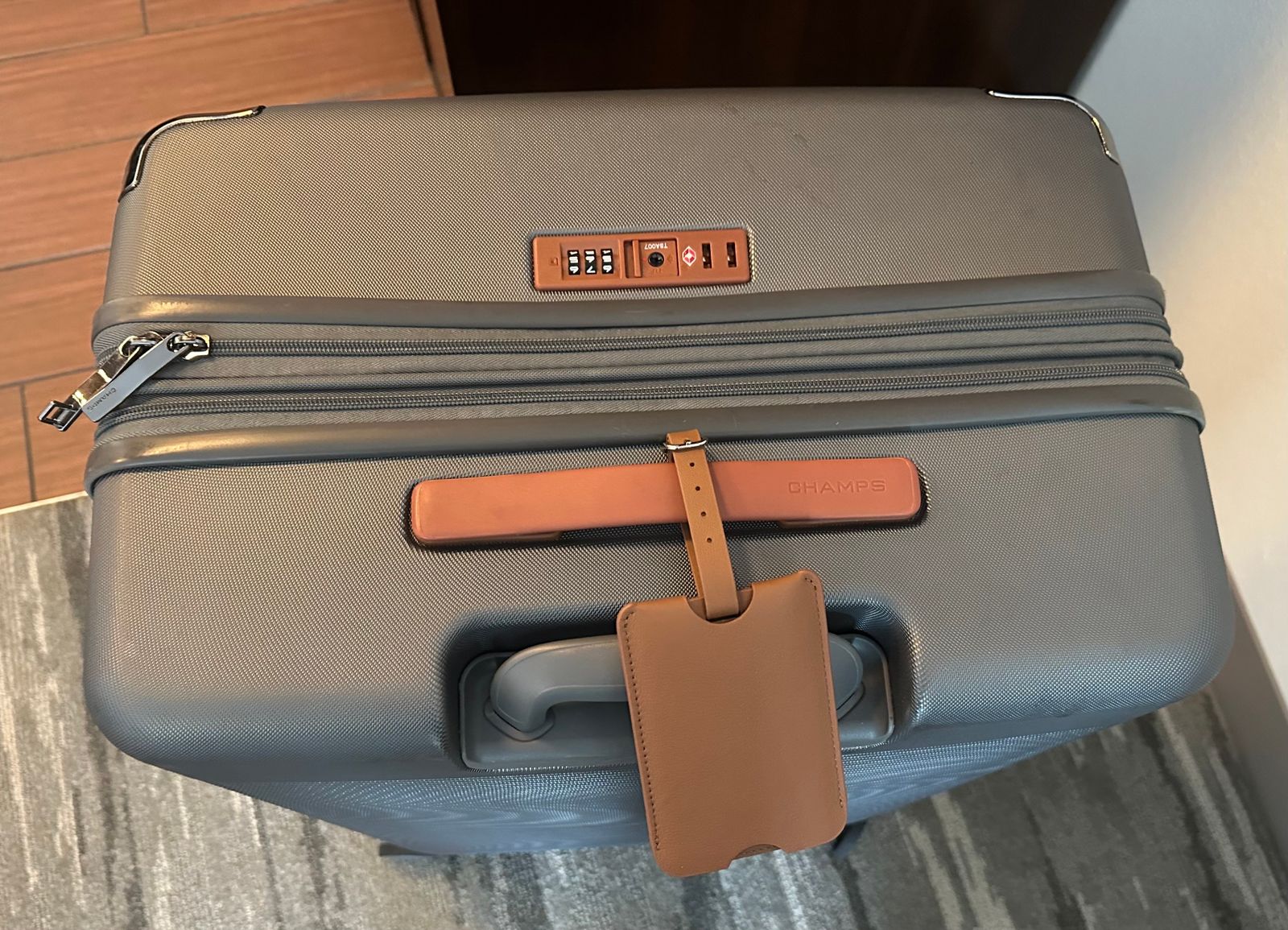 Lot De 3 étiquettes à Bagages En Cuir Royce New York - 70% De Réduction - Neuves