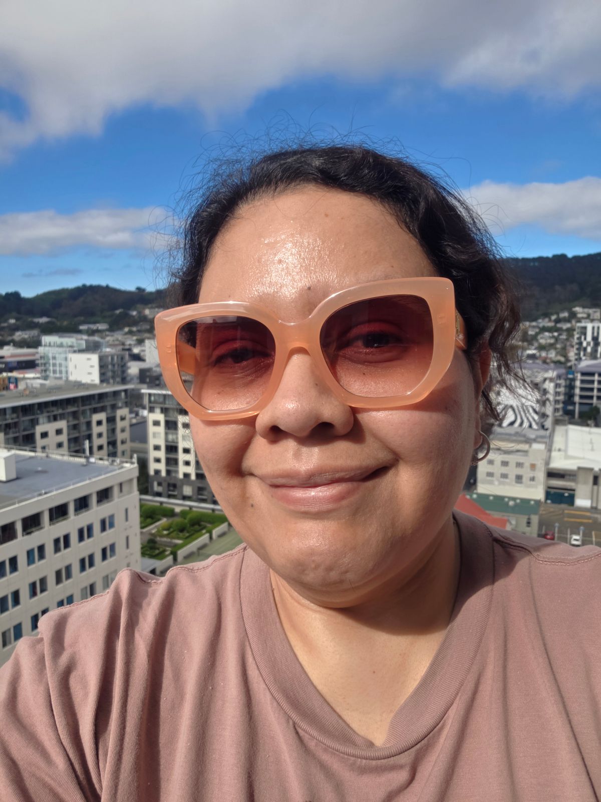 Le Specs Euphoria Pink Mimosa Sunglasses New Le Specs EUPHORIA LSP2452340 Mimosa Pink Sunglasses  main image 3