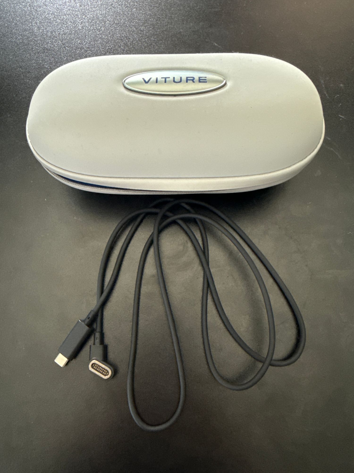 USB-C to マグネット端子 ケーブル | VITURE