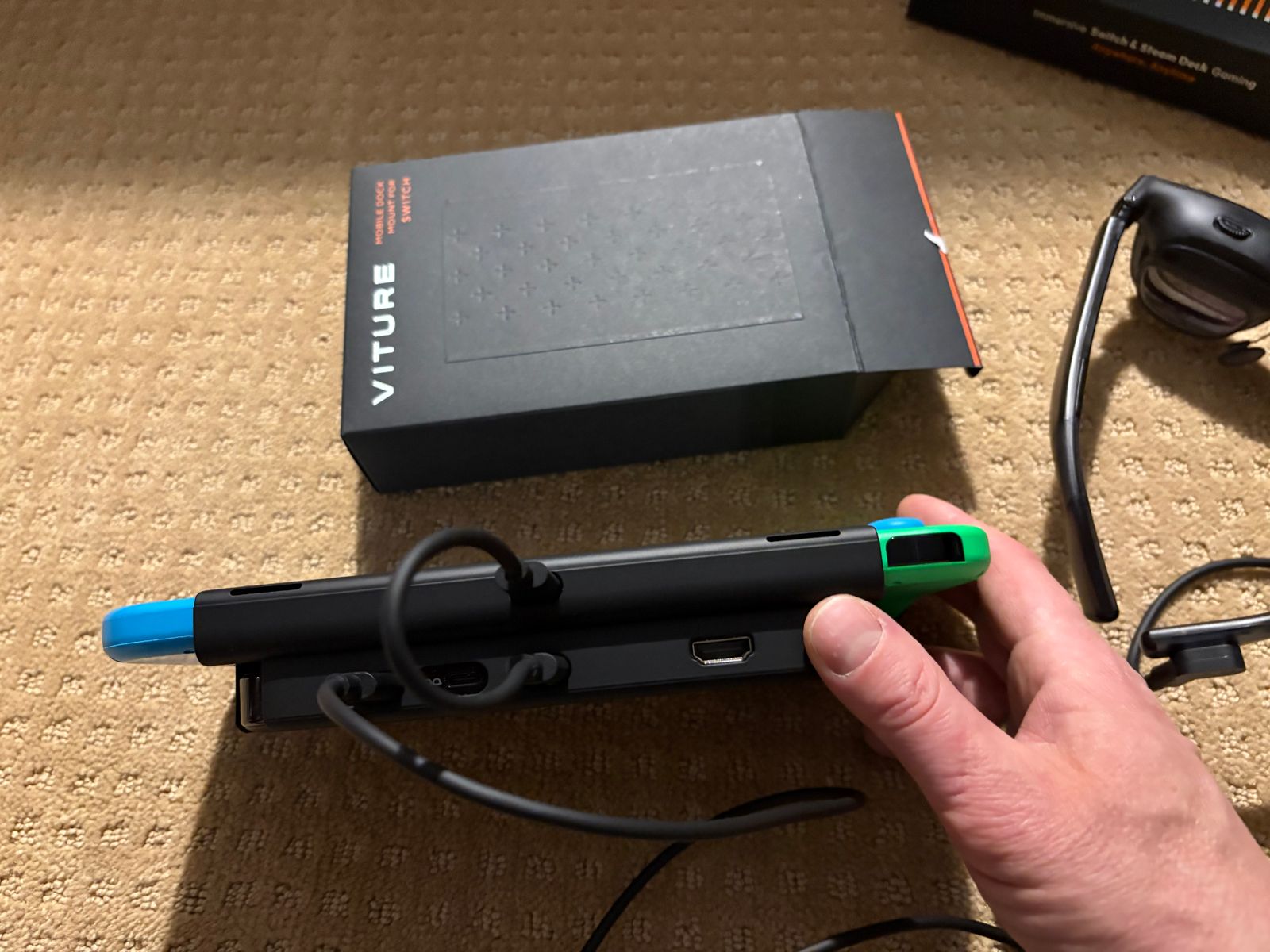 Nintendo Switch用 モバイルドックカバー | VITURE