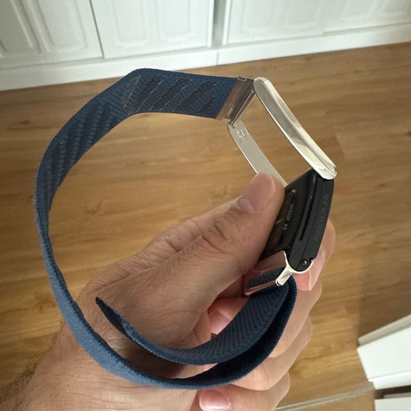VeveXiao Cinturino in silicone robusto e confortevole, compatibile con WHOOP 5 | Whoop MG Band, cinturino di ricambio per uomini e donne con connettore in metallo, Whoop MG, Gomma, Nessuna pietra