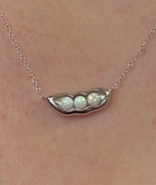 Three Peas in a Pod Opal Necklace | Caitlyn Minimalist Three Peas in a Pod Opal Necklace | Caitlyn Minimalist