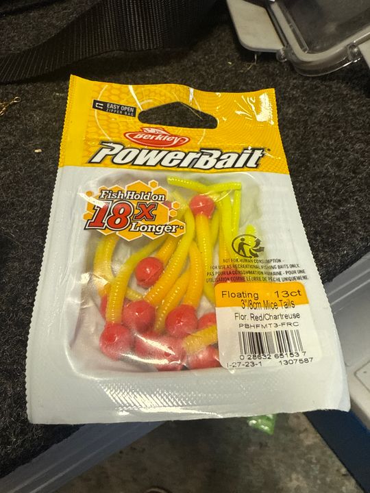 berkley 3 mice tails fishing PowerBait Floating Bubblegum/White 3" Its unique design makes it ideal for species that are attracted to either salmon eggs or trout worms for incredible versatility Berkley PowerBait Floating Mice Tails