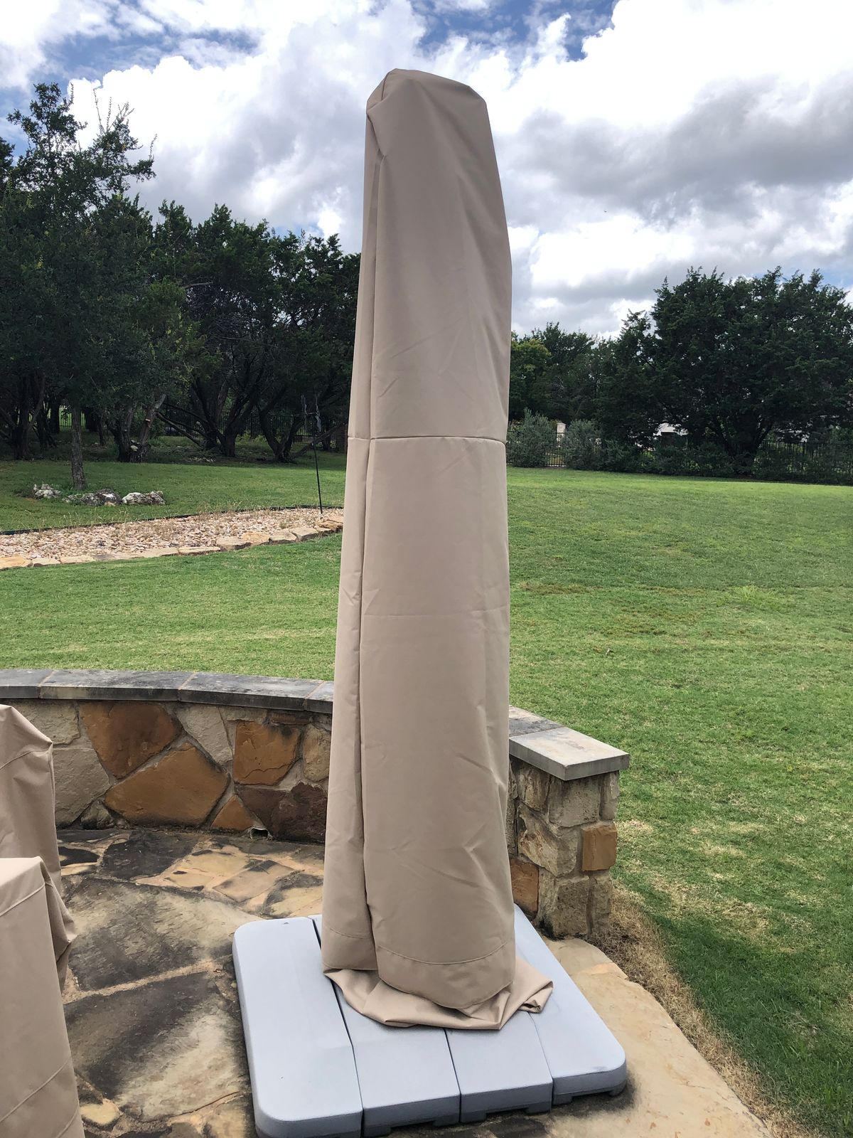 cover mate for patio umbrellas Covermates Prestige Rectangular Outdoor Dining Table with Umbrella Hole All-Weather Water-Resistant Polyester Furniture Cover with Mesh The Covermates Elite Umbrella Cover by Coverstore pairs lightweight handling with rugged Premium Tight Weave Outdoor Patio