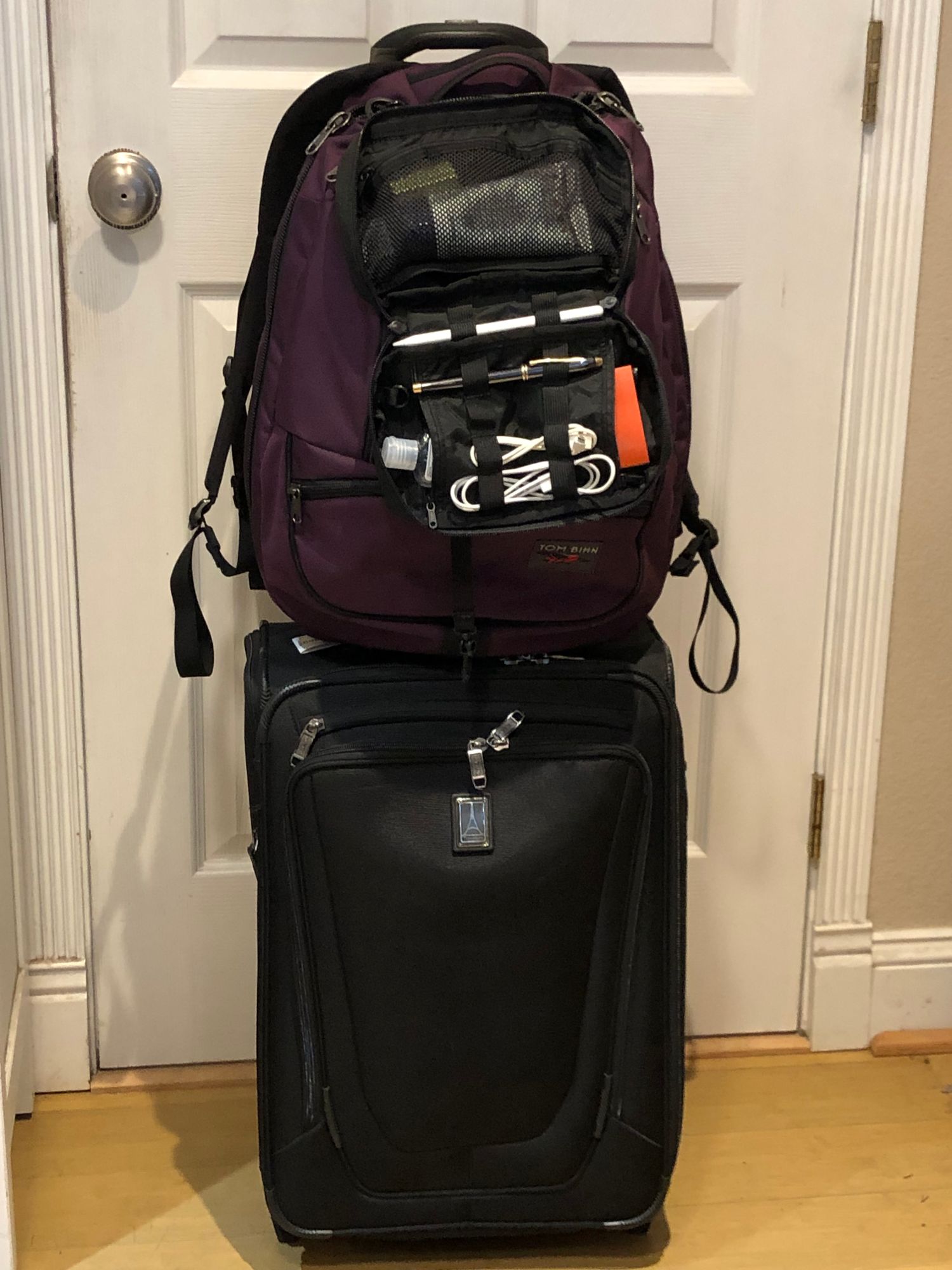 TOM BIHN Size 2 Handy Little Thing (HLT), Tech Organizer, 2.1L