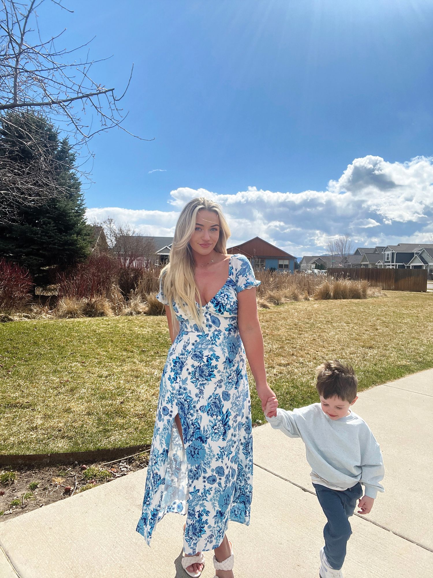 Solem Midi Dress - Blue Floral  Thats So Fetch US