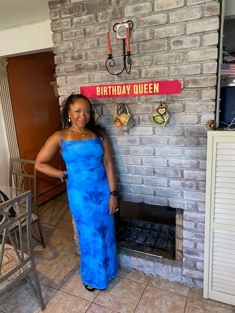 thats so fetch blue floral dress Nadine Lace-Up Back Maxi Size:17 (32/33) WELLA-FP Feel beautiful in the Karen Millen Tailored Crepe