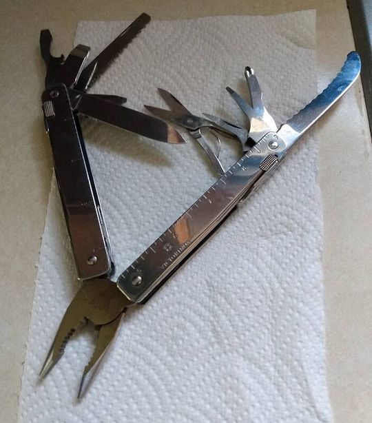 Victorinox, Clip Swiss Tool, Coltellino Svizzero, accessori, Portachiavi, Tascabile, acciaio inossidabile, nero | Leroy Merlin