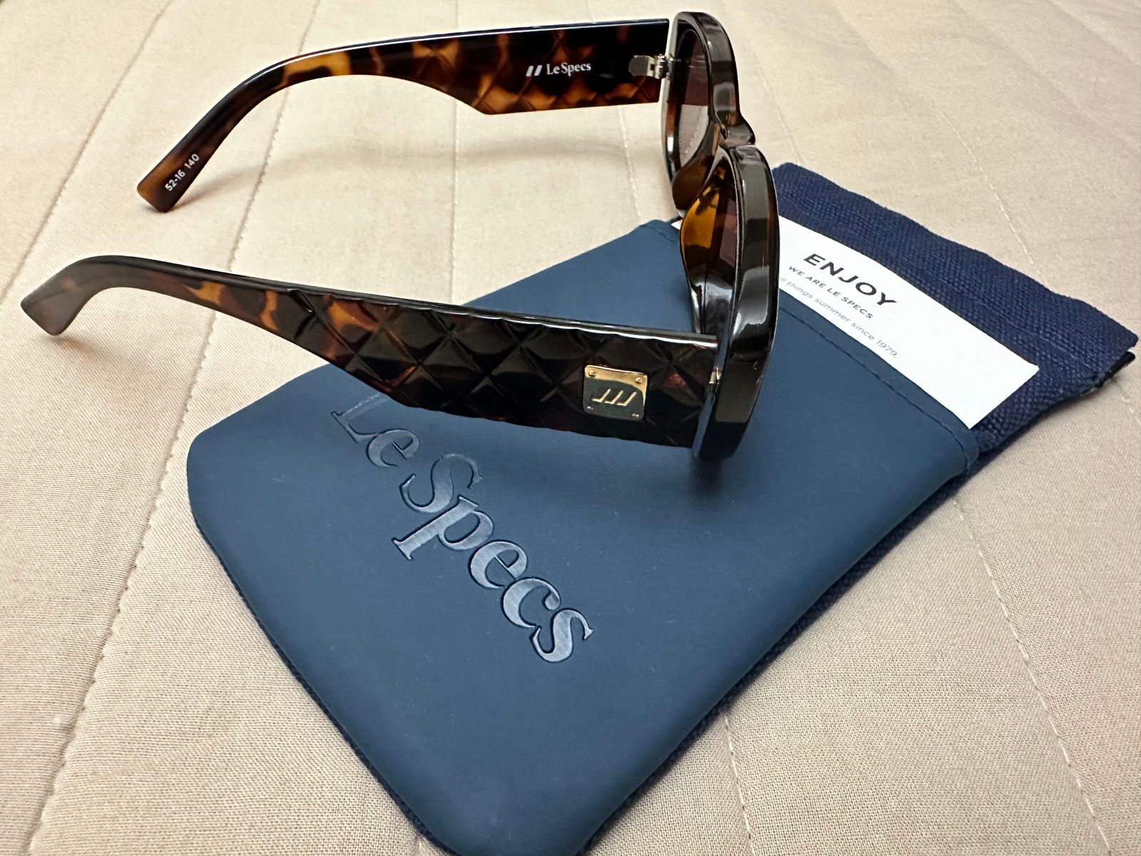Le Specs What I Need Rimless Rectangle Limited Edition Sunglasses New Le Specs What I Need Exclusive Rimless Rectangle Sunglasses  main image 2