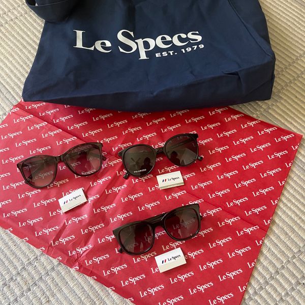 Le Specs Entitlement Tort Female Cat-Eye Sunglasses  display picture 1