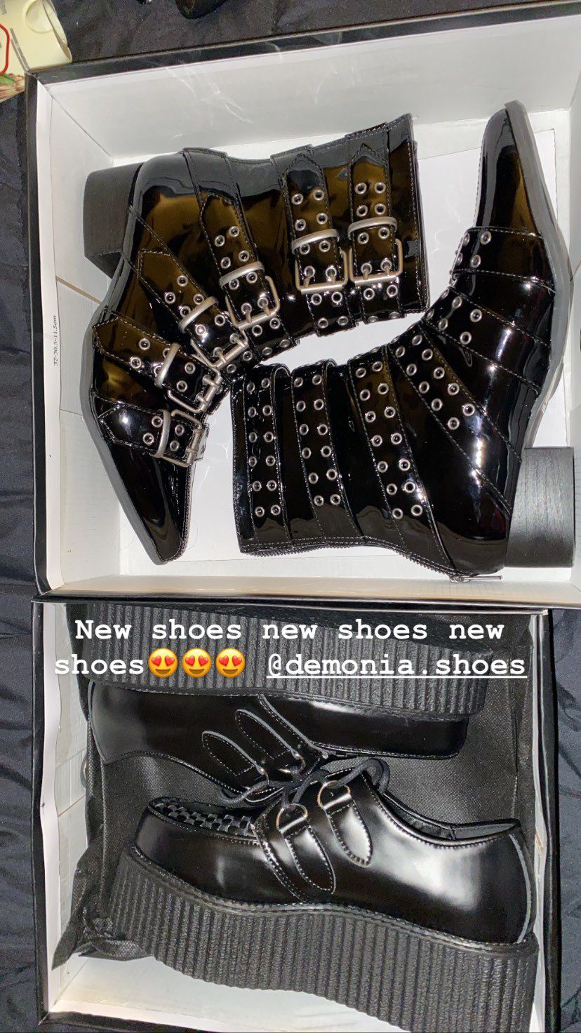Demonia 80s Gothic Punk 402S Black Suede Leather Creepers 5 Men’s/7 Women’s CREEPER-402 Black Leather Creepers by Demonia main image 4