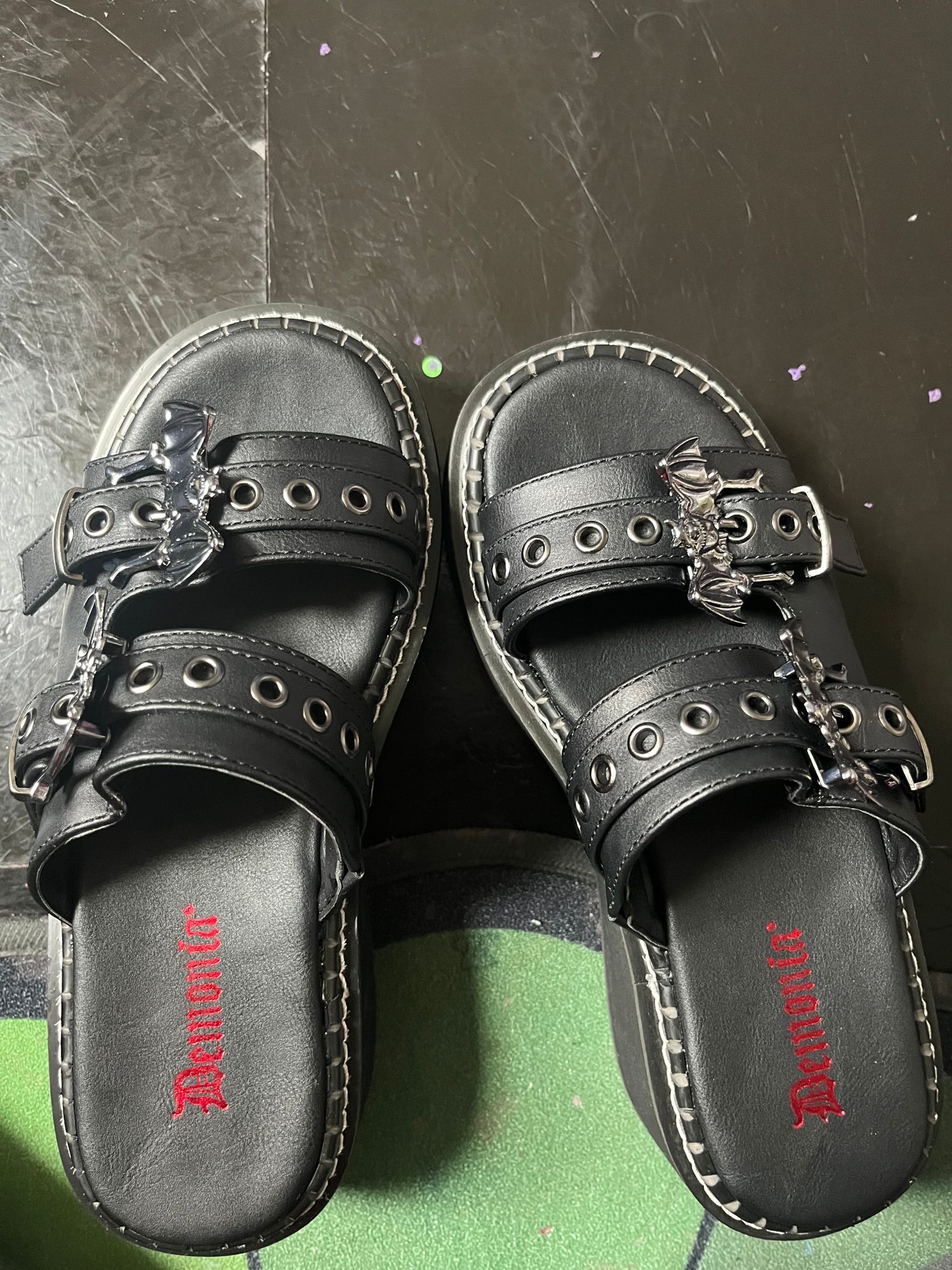 Fashion Sandals Demonia Sandal Demonia Flip-16 Gothic Slide