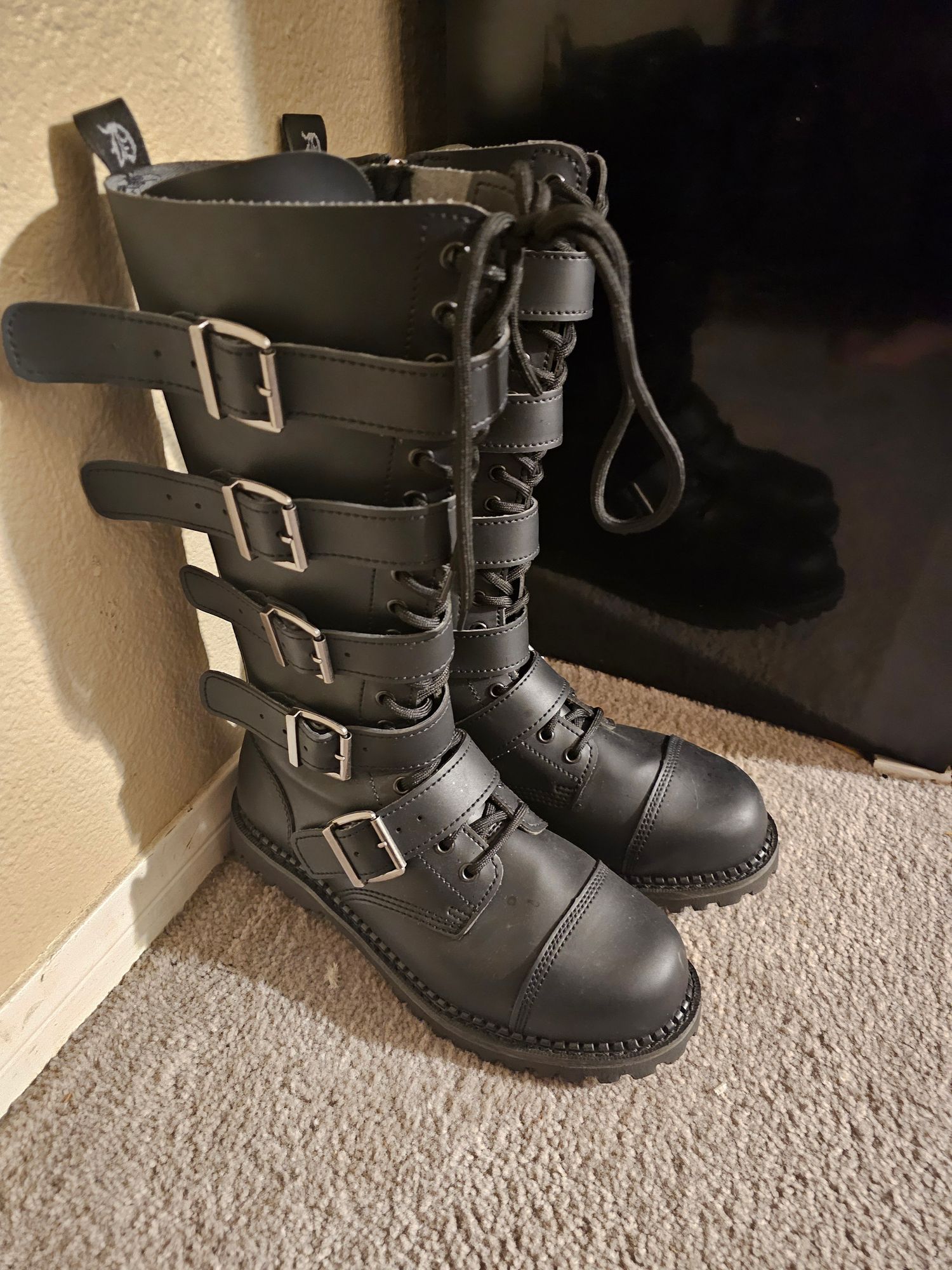 DEMONIA RIOT-18BK 18 Eyelet Unisex Steel Toe Knee Boot DEMONIA  main image 2