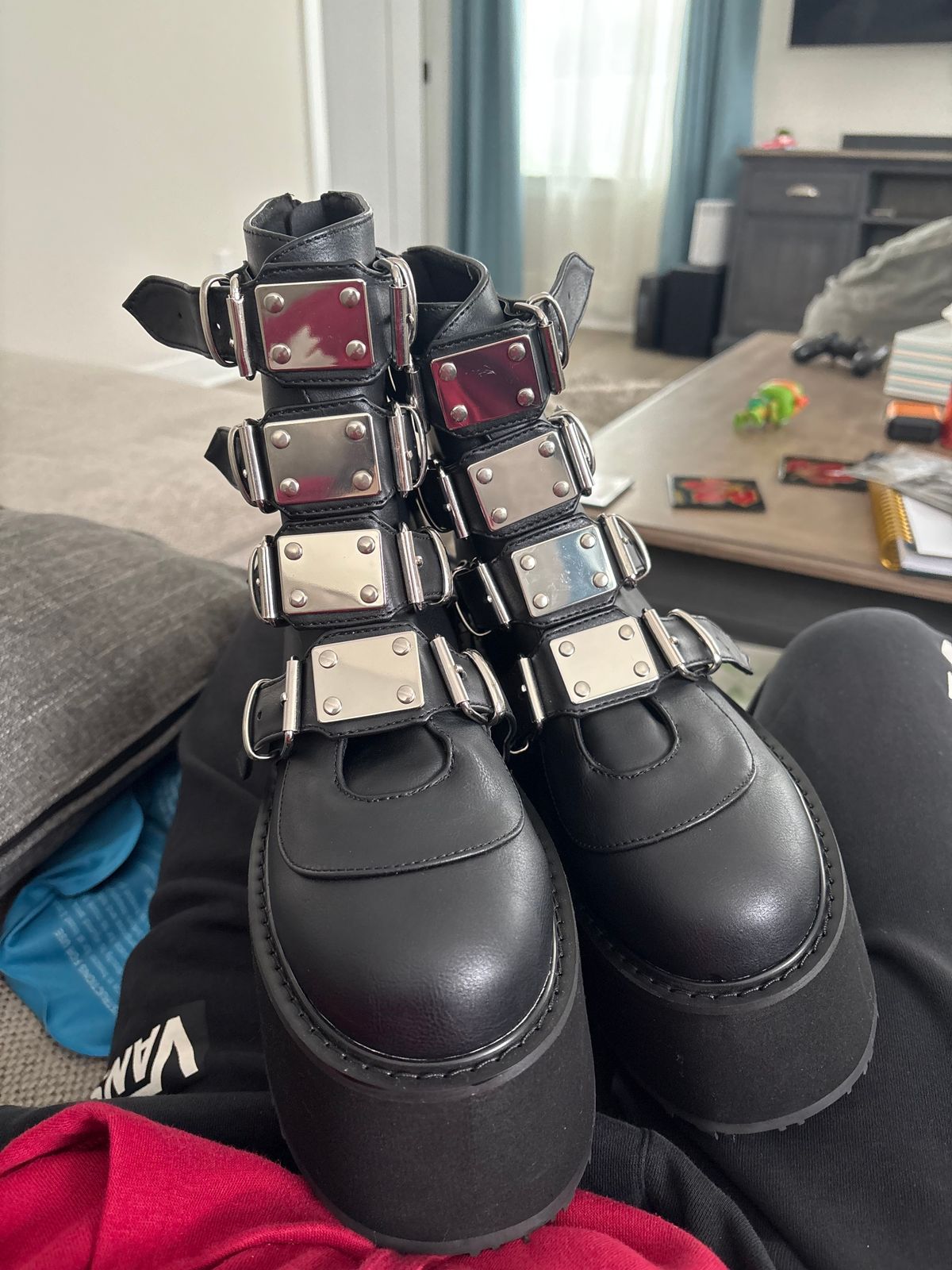 Buckle Matte Low Trinity Boots DEMONIA 