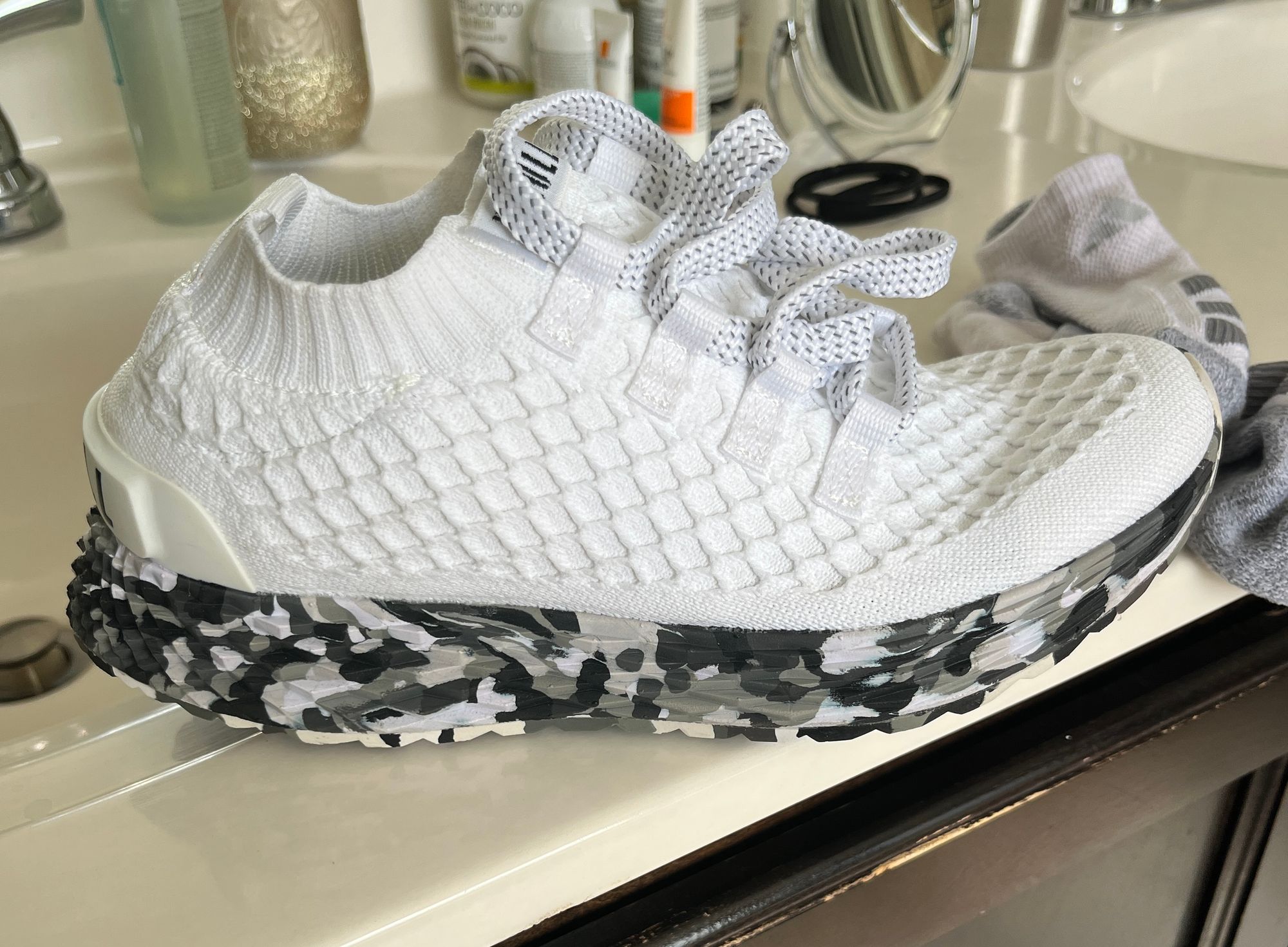 Women's White Allday Knit Shoes NOBULL