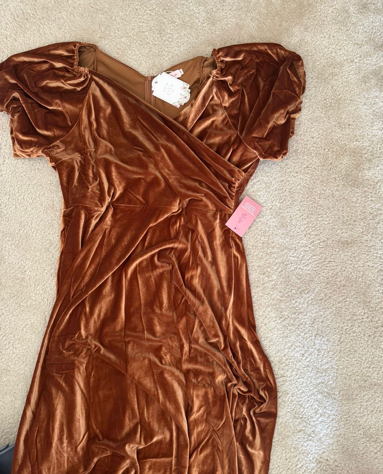 green emerald velvet dress Mia Long Sleeves Velvet Dress M