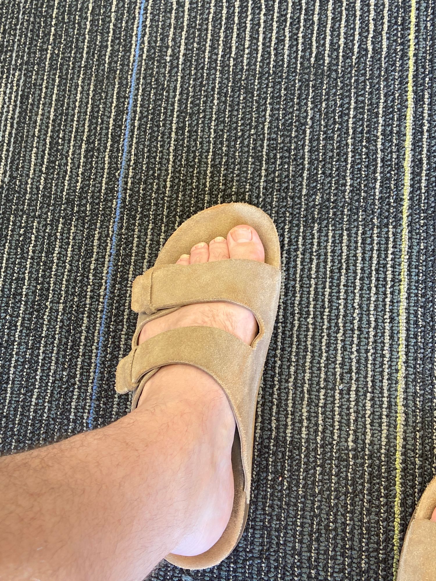 NWT Ojai Two Bar Reef Classic Tan Suede Slides Women main image 2