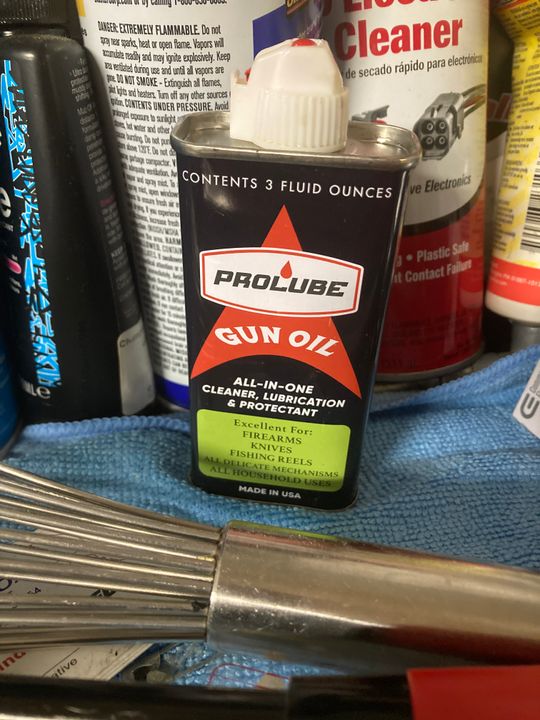 best lubricating oil for guns Gun Oil: What Is It Good For? main image 0