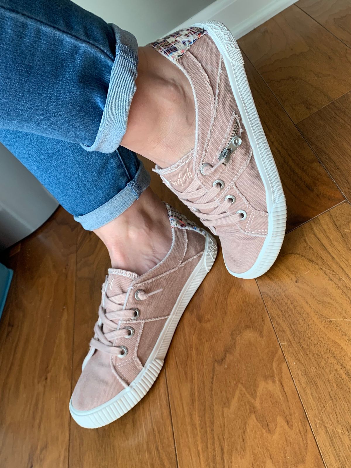 Pulse Boutique Blowfish Red Sneakers Blowfish Mazaki Sneakers