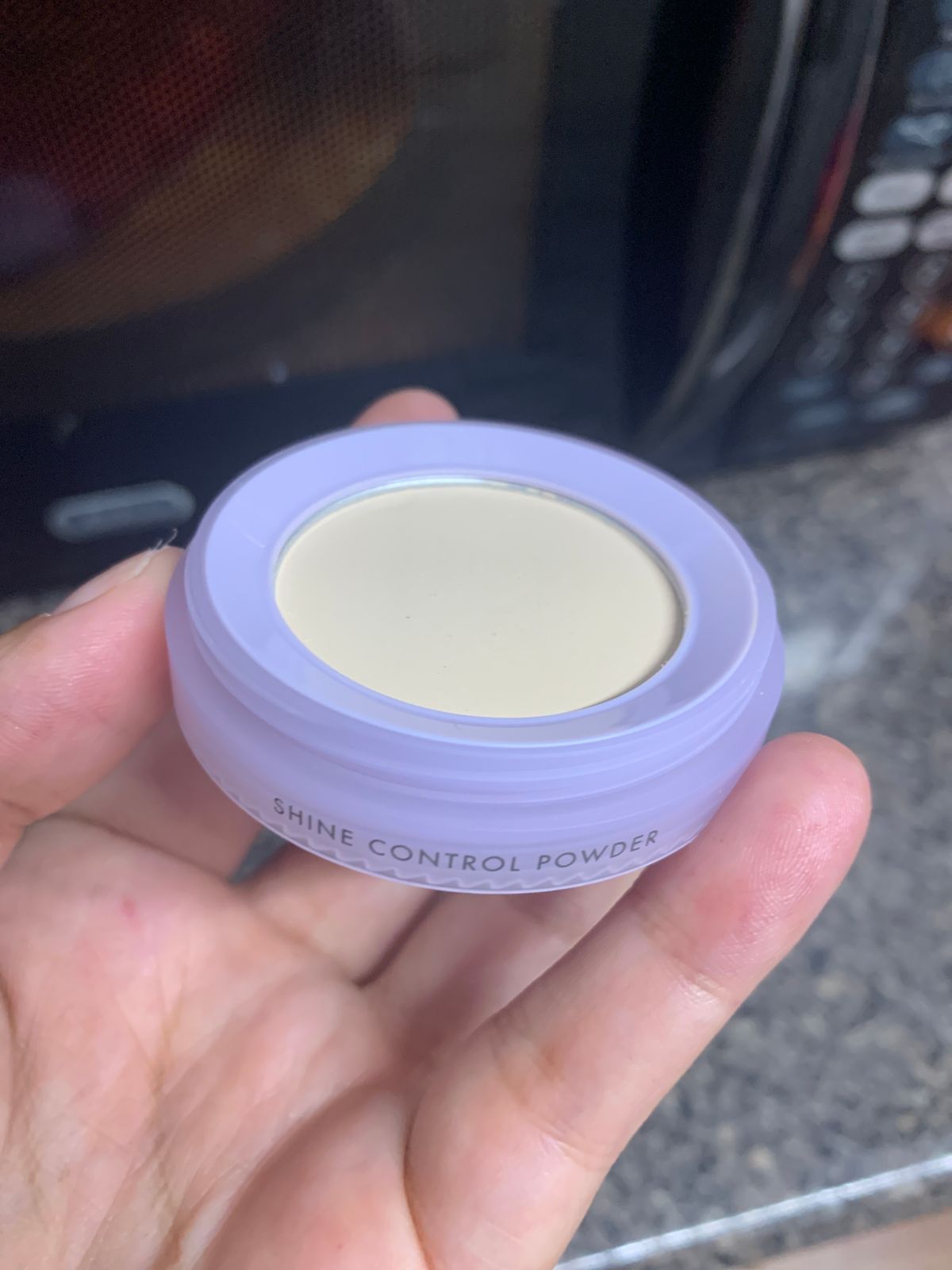 Translucent Pressed Powder | Stackable Shine Control Powder 