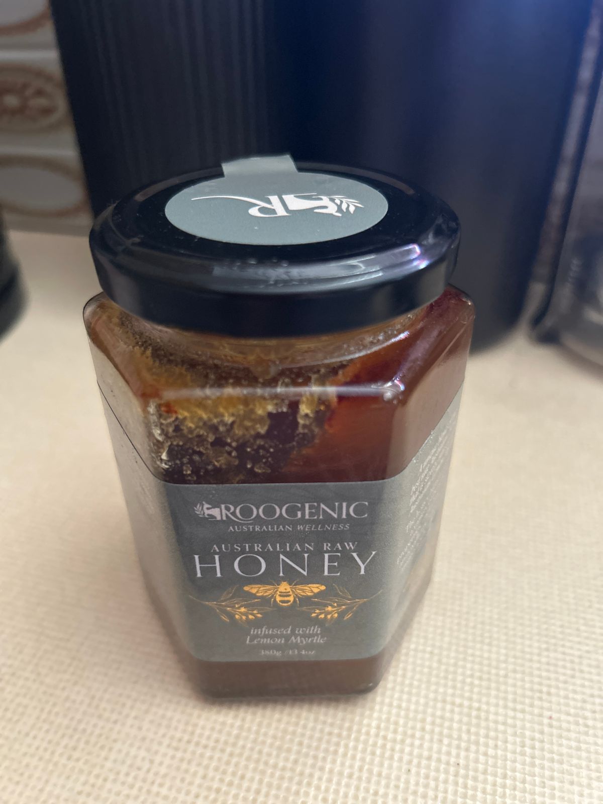 Australian Honey infused with Lemon Myrtle – Roogenic